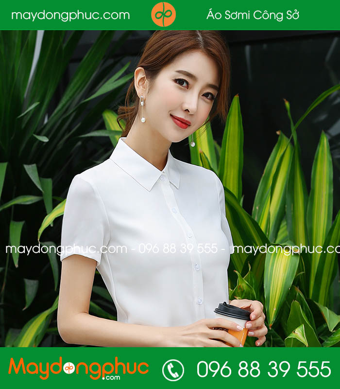 Đồng phục áo sơ mi màu trắng cộc tay chân váy màu ghi